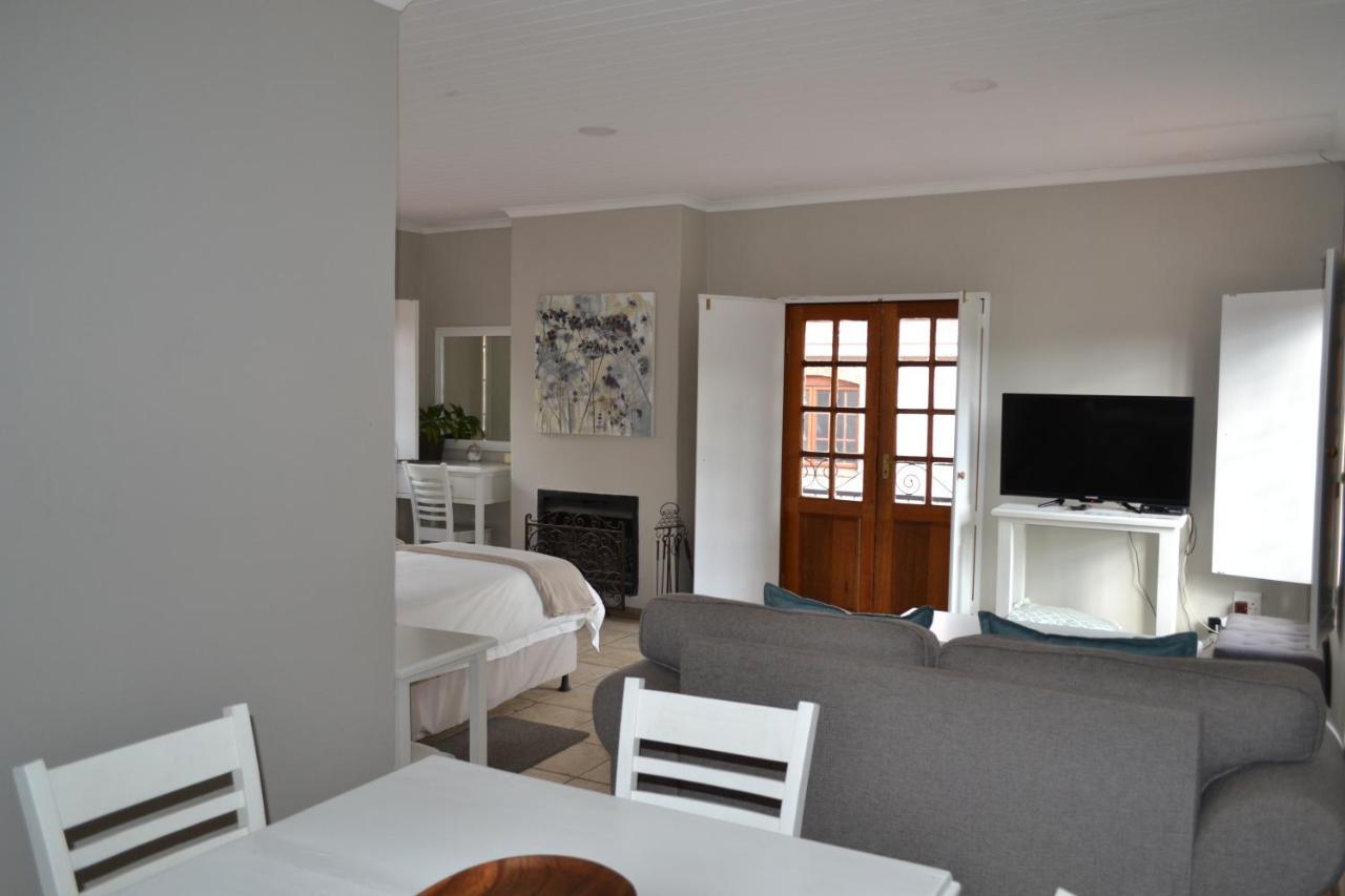 By The Way Guesthouse Clarens Exterior foto
